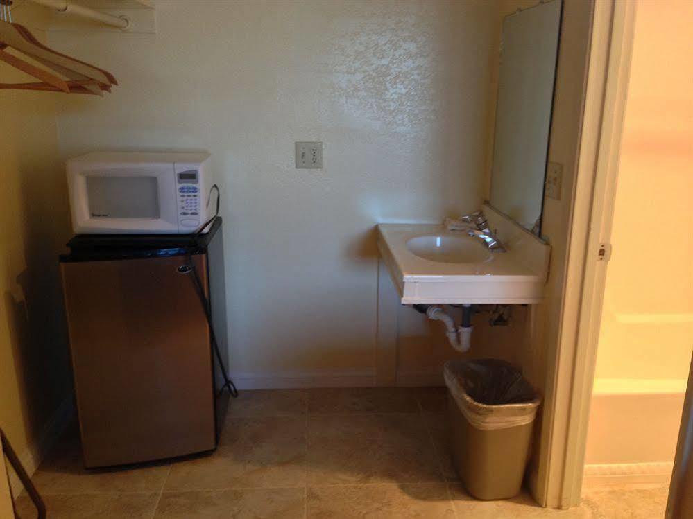Beachway Inn Arroyo Grande Esterno foto